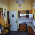 Hostal Spot *
