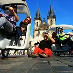 Spot Praga