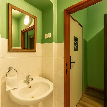 Auberge de jeunesse Spot *